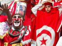 Tunisiens: joie et doute