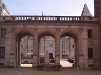 Pau : Entrée de cour