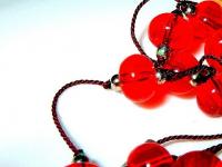 Rouge : Collier