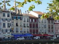 Bayonne