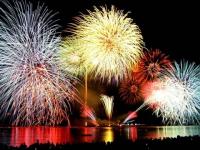 Feu d'artifice sur l'eau