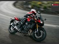 Moto Yamaha FZ1