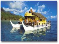 Pirogue tahitienne