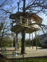 Cabane bois à Mézangers