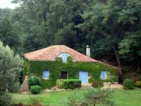 Maison au bord du lac d'Agès