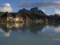 Bora et le mont Otemanu
