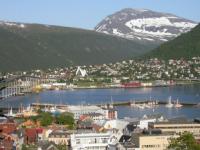 Tromsö sa cathédrale arctique