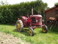 Ancien tracteur
