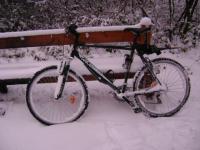 Vélo sous la neige